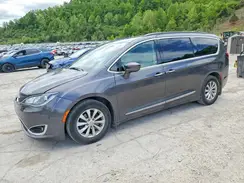 2C4RC1BG2HR501732 2017 CHRYSLER PACIFICA