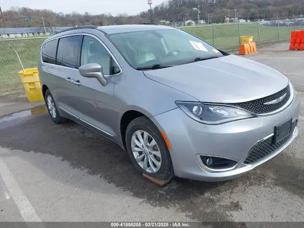 2C4RC1BG2HR503660 2017 CHRYSLER PACIFICA - Image 1