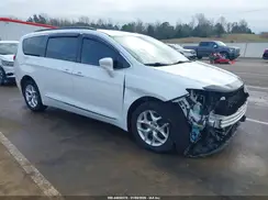 2C4RC1BG2HR507224 2017 CHRYSLER PACIFICA