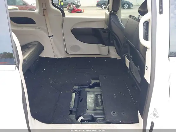 2C4RC1BG2HR507224 2017 CHRYSLER PACIFICA - Image 8