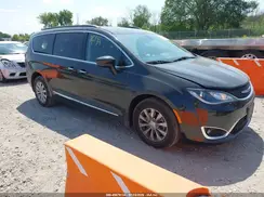 2C4RC1BG2HR510589 2017 CHRYSLER PACIFICA