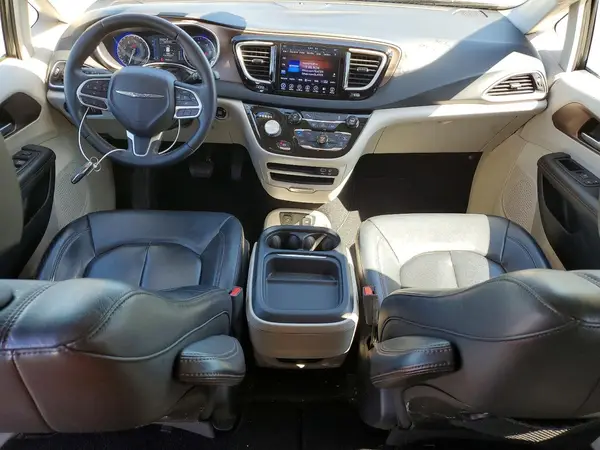 2C4RC1BG2HR526095 2017 CHRYSLER PACIFICA - Image 8
