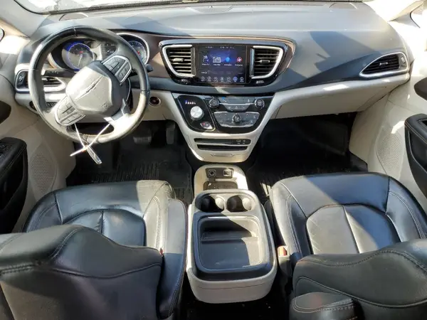 2C4RC1BG2HR527215 2017 CHRYSLER PACIFICA - Image 8