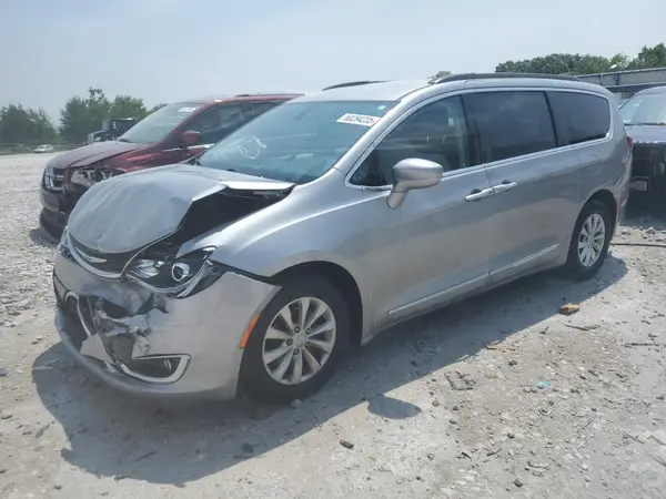 2C4RC1BG2HR529899 2017 CHRYSLER PACIFICA - Image 1