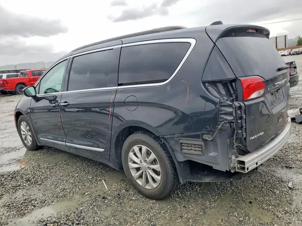 2C4RC1BG2HR530390 2017 CHRYSLER PACIFICA - Image 2