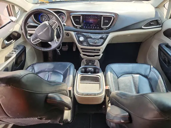2C4RC1BG2HR534939 2017 CHRYSLER PACIFICA - Image 8