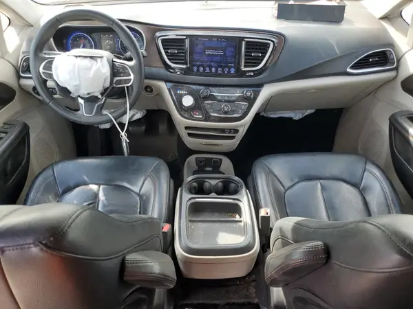 2C4RC1BG2HR535668 2017 CHRYSLER PACIFICA - Image 8