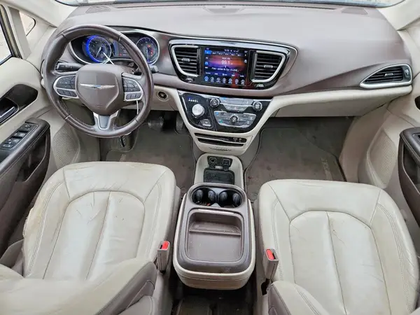 2C4RC1BG2HR535928 2017 CHRYSLER PACIFICA - Image 8