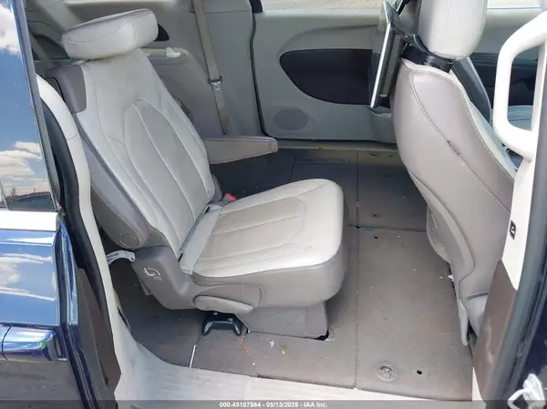 2C4RC1BG2HR538330 2017 CHRYSLER PACIFICA - Image 8