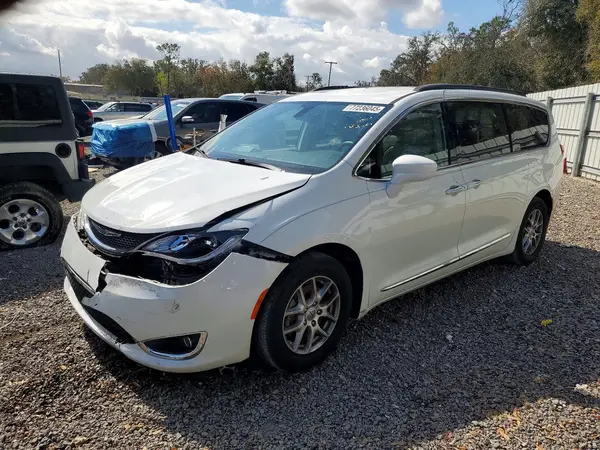 2C4RC1BG2HR538943 2017 CHRYSLER PACIFICA - Image 1