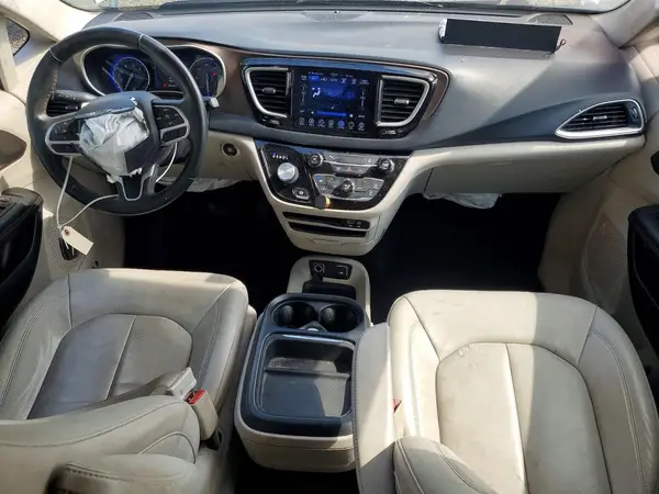 2C4RC1BG2HR538943 2017 CHRYSLER PACIFICA - Image 8