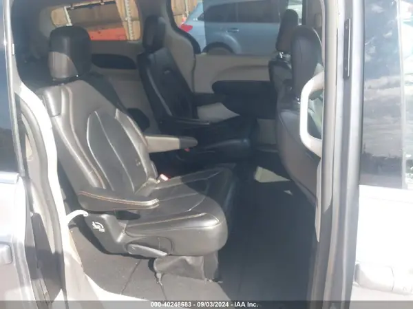 2C4RC1BG2HR539400 2017 CHRYSLER PACIFICA - Image 8