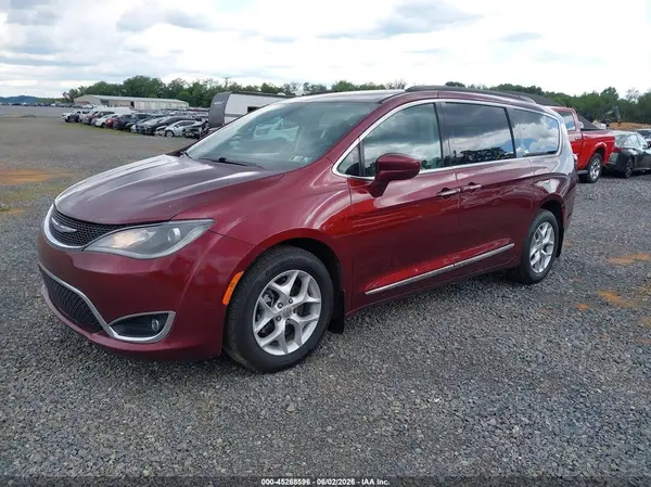 2C4RC1BG2HR541857 2017 CHRYSLER PACIFICA - Image 2
