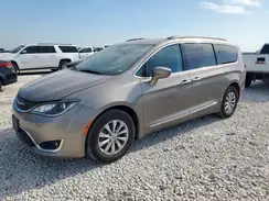 2C4RC1BG2HR552034 2017 CHRYSLER PACIFICA
