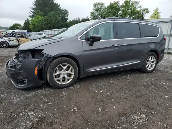 2C4RC1BG2HR552065 2017 CHRYSLER PACIFICA - Image 1