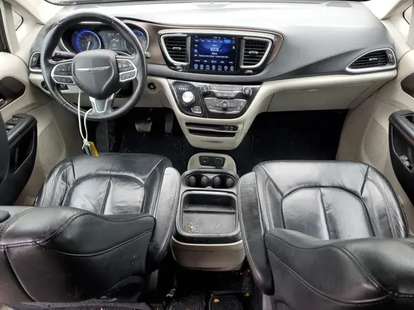 2C4RC1BG2HR552065 2017 CHRYSLER PACIFICA - Image 8