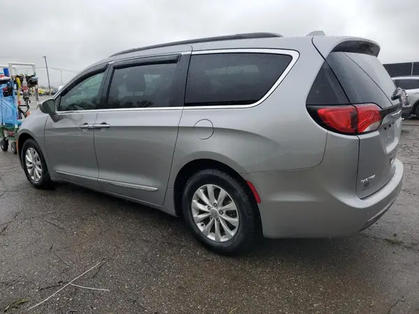 2C4RC1BG2HR552731 2017 CHRYSLER PACIFICA - Image 2