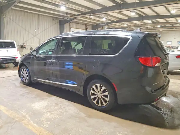 2C4RC1BG2HR553569 2017 CHRYSLER PACIFICA - Image 2