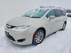 2C4RC1BG2HR560747 2017 CHRYSLER PACIFICA