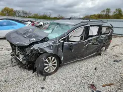 2C4RC1BG2HR561462 2017 CHRYSLER PACIFICA