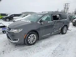 2C4RC1BG2HR564586 2017 CHRYSLER PACIFICA