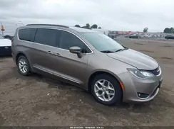 2C4RC1BG2HR565544 2017 CHRYSLER PACIFICA