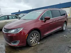 2C4RC1BG2HR569402 2017 CHRYSLER PACIFICA