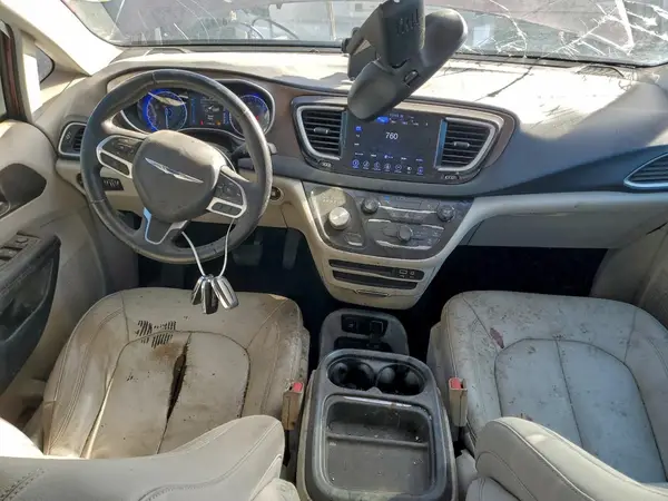 2C4RC1BG2HR570808 2017 CHRYSLER PACIFICA - Image 8