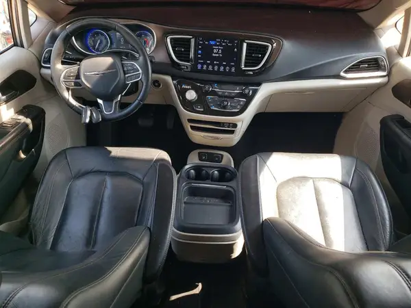 2C4RC1BG2HR576575 2017 CHRYSLER PACIFICA - Image 8