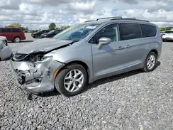 2C4RC1BG2HR591979 2017 CHRYSLER PACIFICA