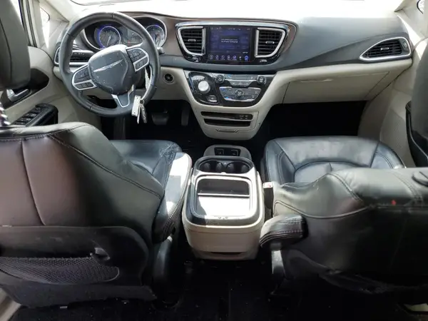 2C4RC1BG2HR591979 2017 CHRYSLER PACIFICA - Image 8