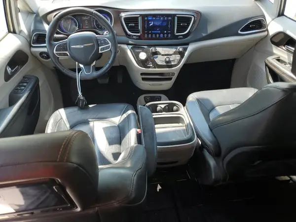 2C4RC1BG2HR592095 2017 CHRYSLER PACIFICA - Image 8