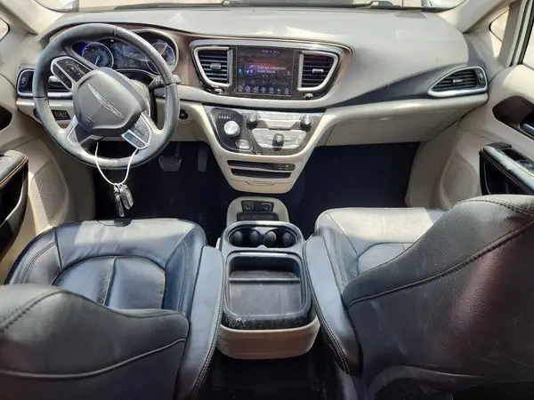 2C4RC1BG2HR593019 2017 CHRYSLER PACIFICA - Image 8