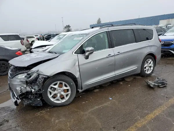 2C4RC1BG2HR607887 2017 CHRYSLER PACIFICA