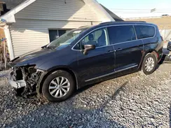 2C4RC1BG2HR608053 2017 CHRYSLER PACIFICA