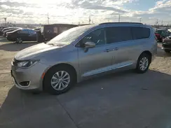 2C4RC1BG2HR609364 2017 CHRYSLER PACIFICA