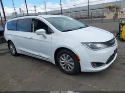 2C4RC1BG2HR613138 2017 CHRYSLER PACIFICA
