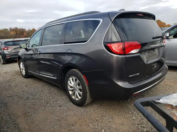 2C4RC1BG2HR621384 2017 CHRYSLER PACIFICA - Image 2