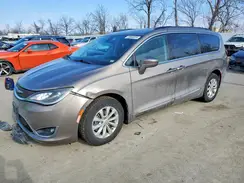 2C4RC1BG2HR634989 2017 CHRYSLER PACIFICA