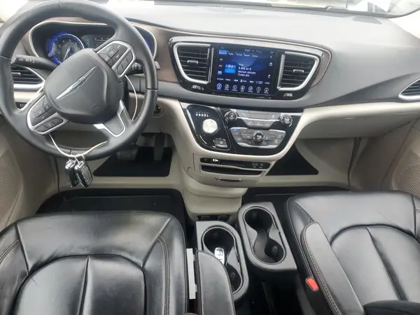 2C4RC1BG2HR668687 2017 CHRYSLER PACIFICA - Image 8