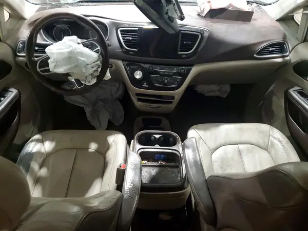 2C4RC1BG2HR688244 2017 CHRYSLER PACIFICA - Image 8