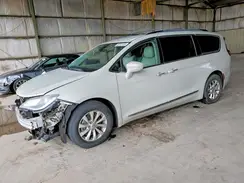 2C4RC1BG2HR702563 2017 CHRYSLER PACIFICA