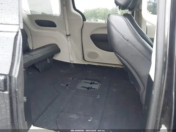 2C4RC1BG2HR710632 2017 CHRYSLER PACIFICA - Image 8
