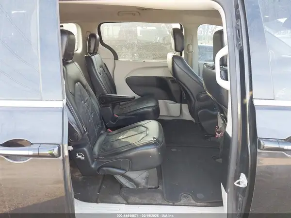 2C4RC1BG2HR739337 2017 CHRYSLER PACIFICA - Image 8