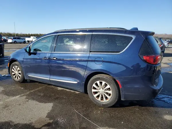 2C4RC1BG2HR745512 2017 CHRYSLER PACIFICA - Image 2