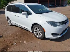 2C4RC1BG2HR748572 2017 CHRYSLER PACIFICA