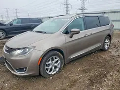 2C4RC1BG2HR752749 2017 CHRYSLER PACIFICA