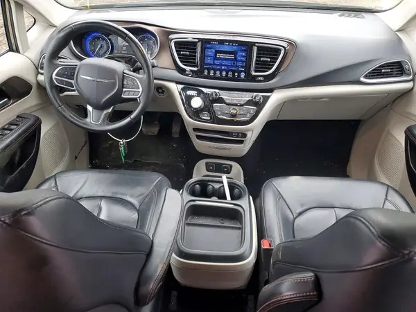 2C4RC1BG2HR752749 2017 CHRYSLER PACIFICA - Image 8