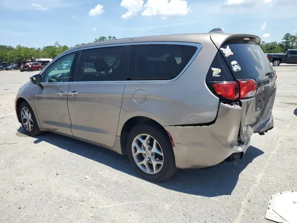 2C4RC1BG2HR753285 2017 CHRYSLER PACIFICA - Image 2
