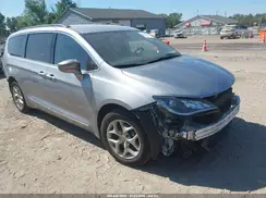 2C4RC1BG2HR756722 2017 CHRYSLER PACIFICA